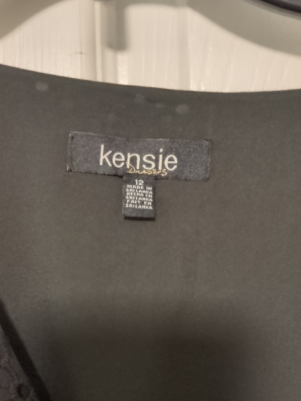 NWT! Kensie V-Neck Mid-length Eyelet Dress - Picture 3 of 8
